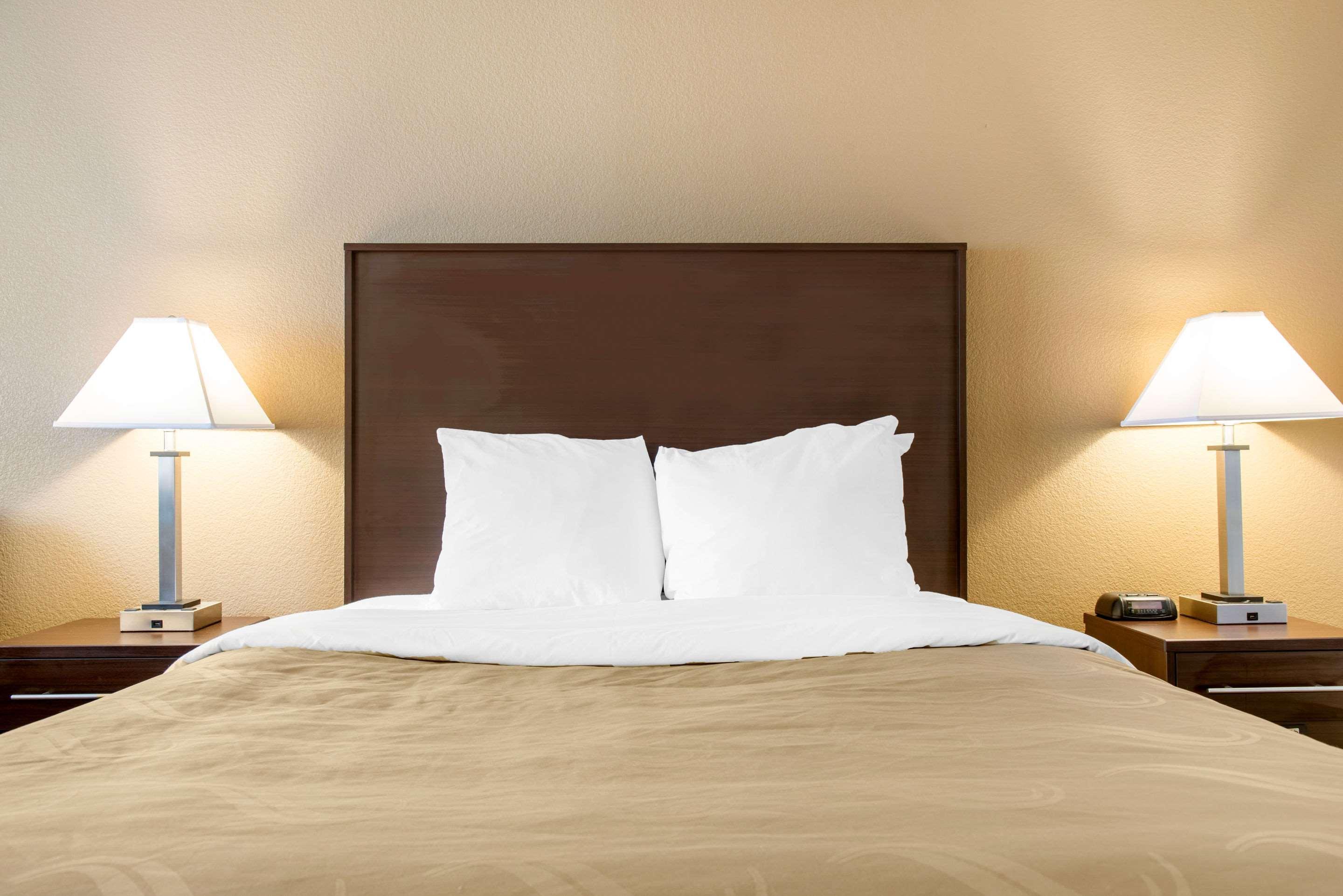 Quality Inn Noblesville-Indianapolis Buitenkant foto
