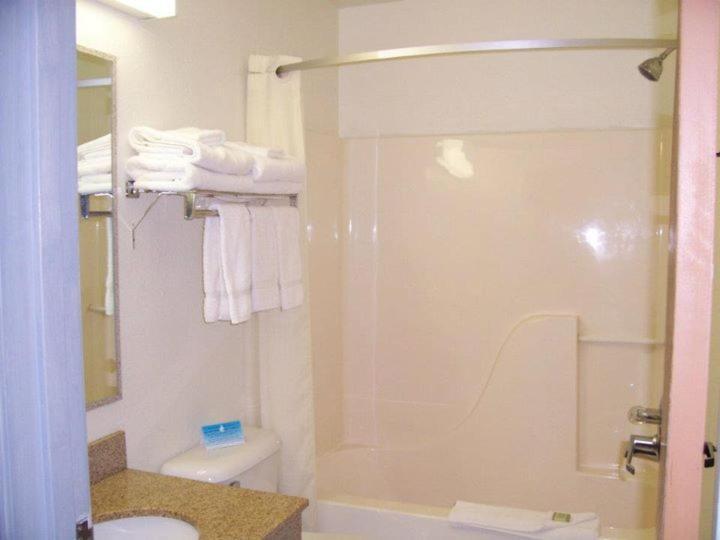 Quality Inn Noblesville-Indianapolis Kamer foto