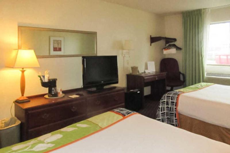 Quality Inn Noblesville-Indianapolis Buitenkant foto